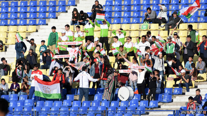 Договорняки? Таджикские болельщики раскритиковали АФК