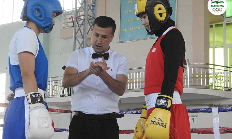 В Душанбе определились лучшие боксеры страны