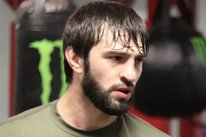 Чеченский друг Хабиба проиграл на UFC в Абу-Даби