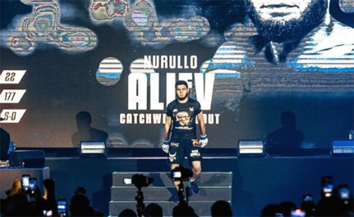 Стало известно, с кем Нурулло Алиев побьется за путевку в UFC