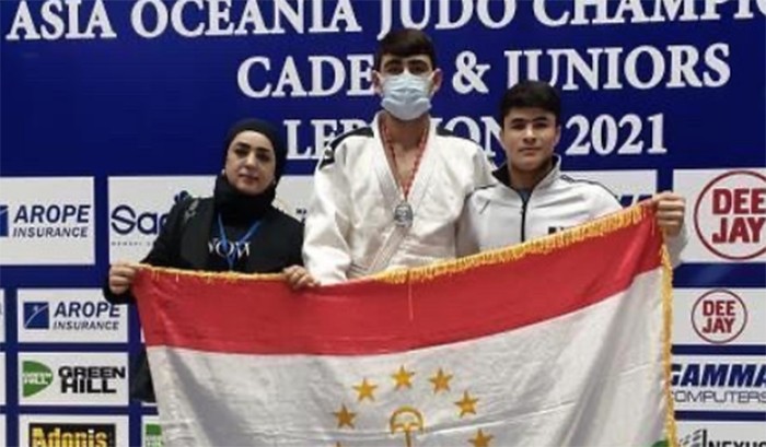 Таджикистанец выиграл серебро в Ливане