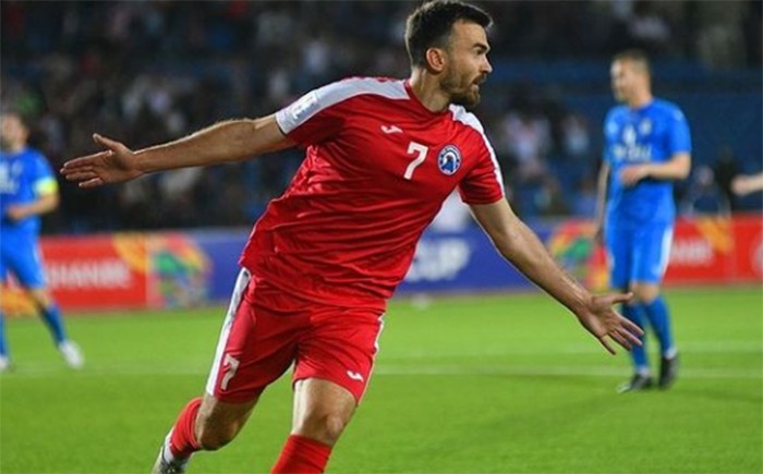 Экс-игрок высшей лиги продолжает хейтить таджикский футбол