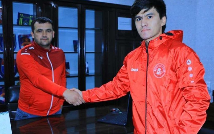 «Турон» подписал игрока молодежной сборной Таджикистана