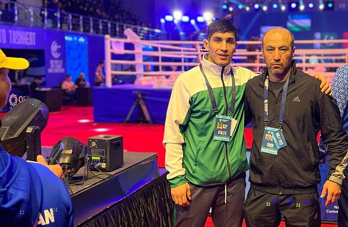 Таджикские боксеры Болтаев и Усмонов готовятся к своим новым вызовам