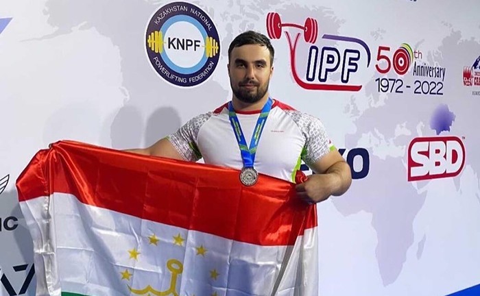 Спортcмен из Таджикистана стал вторым на чемпионате мира