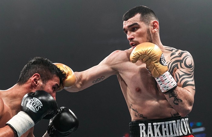 Таджикский боксер Шавкат Рахимов проведет отборочный бой IBF