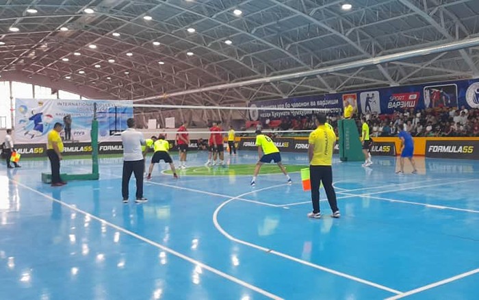 В Душанбе завершился международный турнир по волейболу – фото