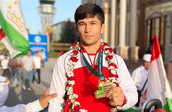 Таджикский чемпион мира Нурали Эмомали: Цель – золото на взрослом ЧМ