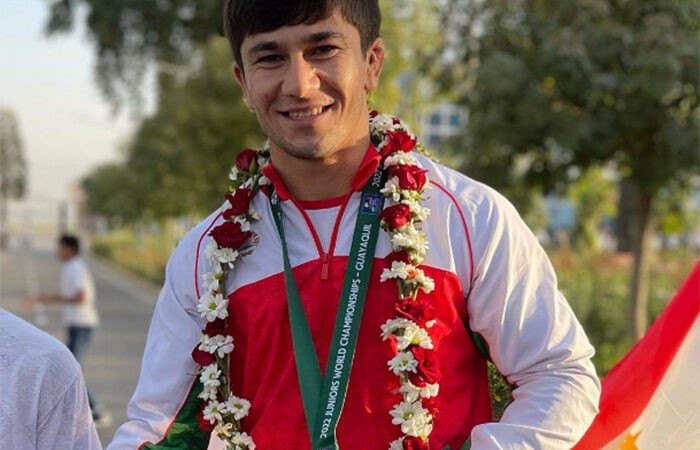 Таджикистанец Нурали Эмомали – второй в мире сильнейших! 🛩️