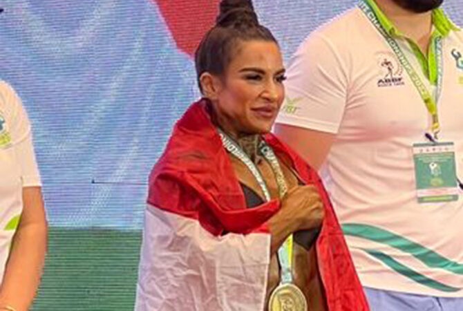 Таджикская девушка-силач: одна, за свой счет и две медали на ЧА!