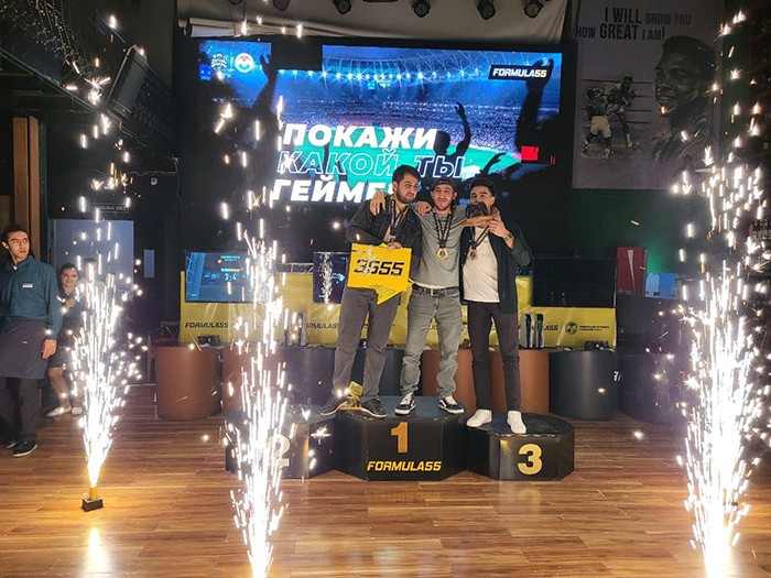 «Formula55» подарила 5555 сомони победителю киберспортивного турнира «Formula55 CUP» по FIFA 23