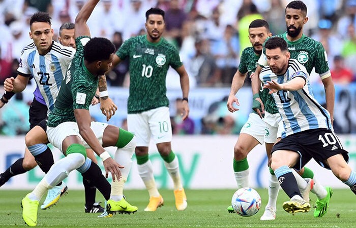 Футболистам Саудовской Аравии подарили по Rolls-Royce за победу над Аргентиной