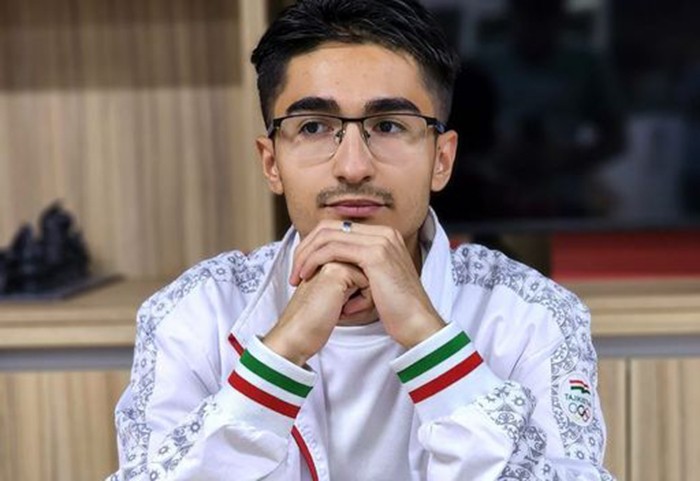 Таджикский спортсмен открыл Шахматный центр в Дубае