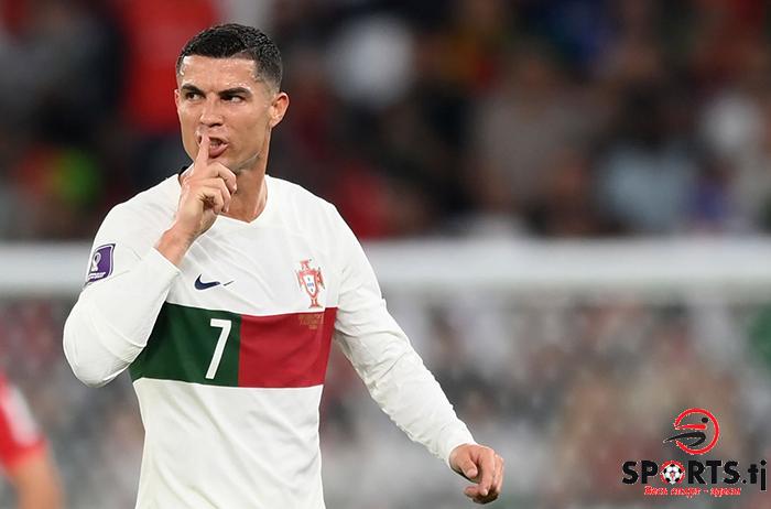 Тренер сборной Португалии ответил на вопрос о будущем Роналду