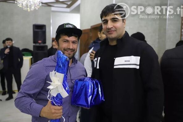 Таджикский боец выиграл на турнире в Бухаре