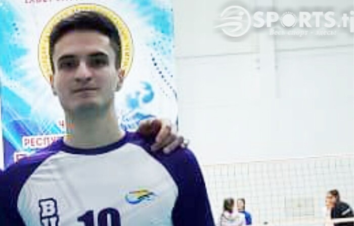 Таджикский волейболист выиграл серебро в Казахстане