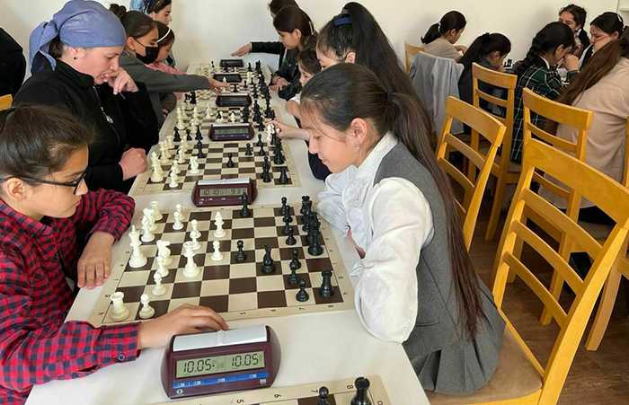 В Душанбе стартовал чемпионат Таджикистана по шахматам