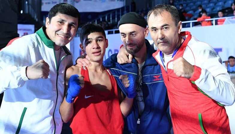 Таджикские боксеры