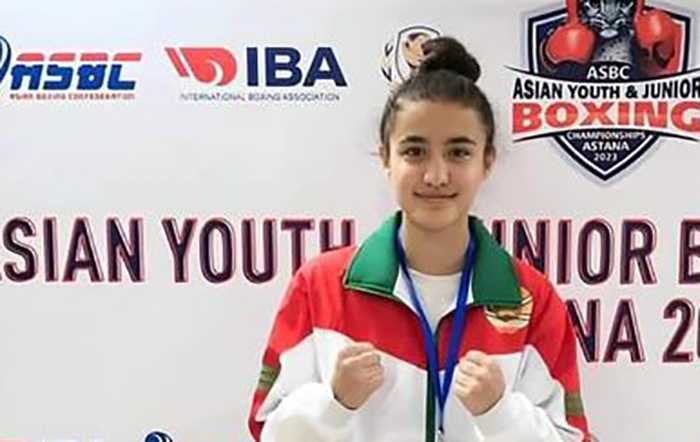 Таджикская девушка-боксер гарантировала себе медаль ЧМ в Армении