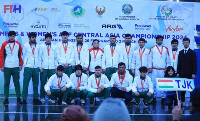 Команды из Таджикистана выиграли медали на чемпионате Центральной Азии