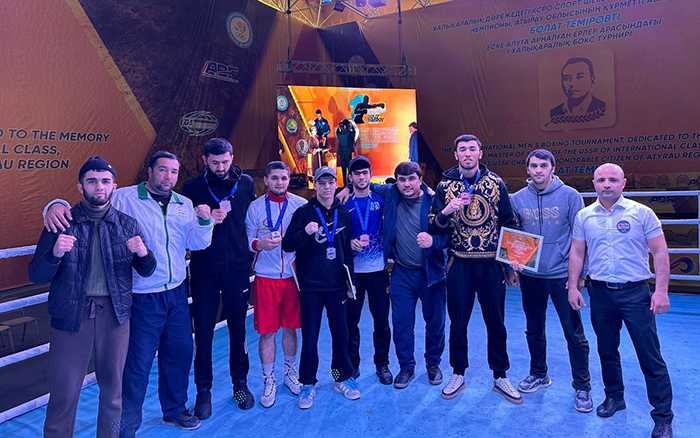 Сборная Таджикистана выиграла пять медалей на турнире в Казахстане