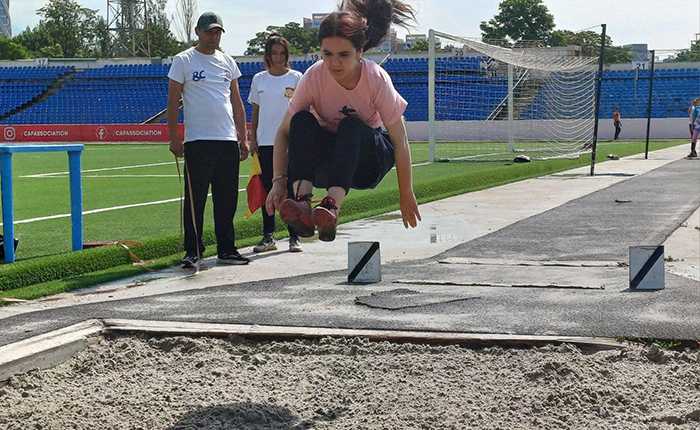 Таджикские легкоатлеты в Душанбе провели старты на призы Абдувалиева и Назарова