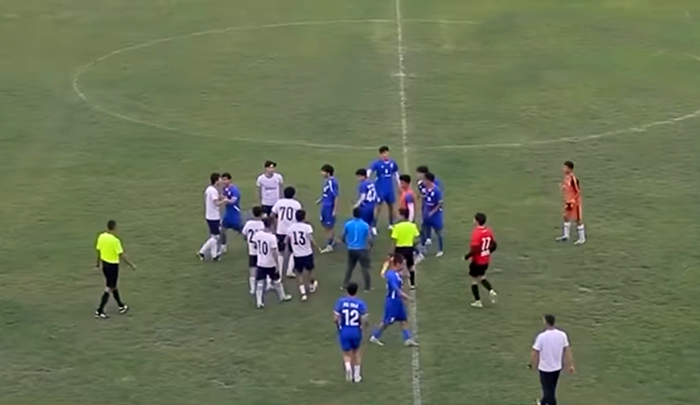 Скандал в Исфаре: массовая драка футболистов «Исфары» и «Тоджа»