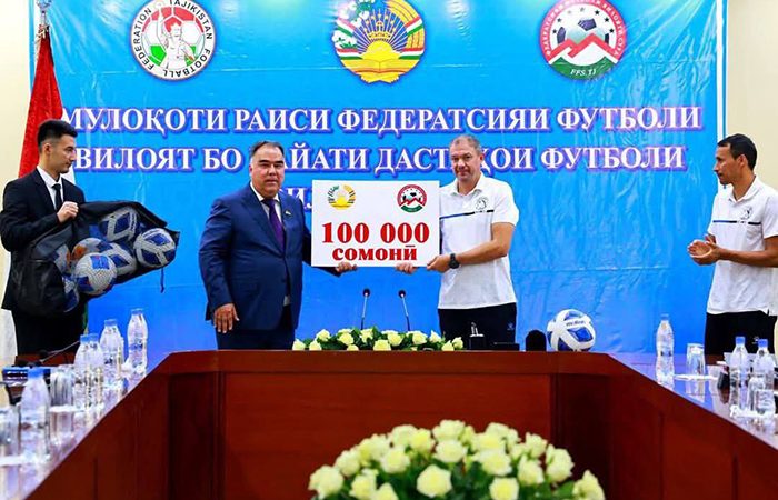 «Худжанд» получил поддержку региона: встреча руководства области с командой