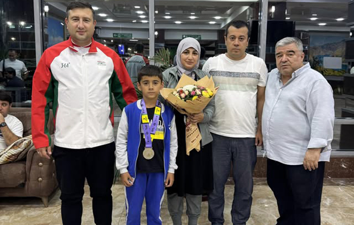 Шахматист из Таджикистана покорил США: Муродали Сайфиев вернулся домой