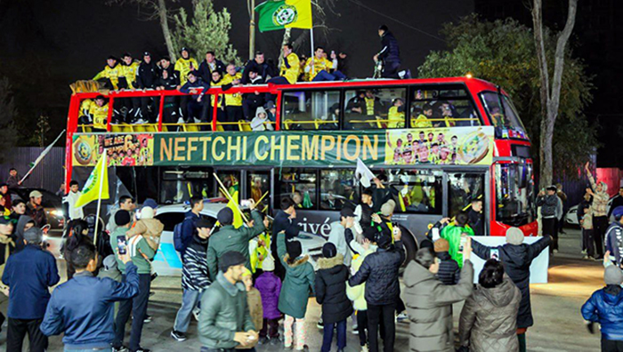 Команда Виталия Левченко получила квартиры, деньги и автомобили за чемпионство