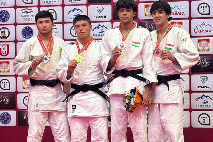 Второй день Кубка Азии в Душанбе: кадеты Таджикистана берут десять медалей