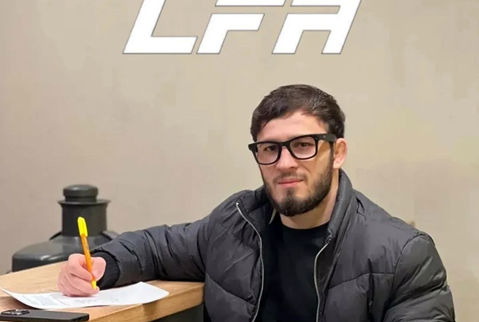 Таджикистанец Екубов подписал контракт с LFA: бой уже в новом году