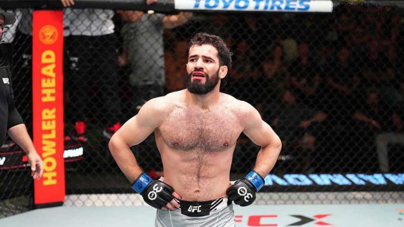 Мухаммад Наимов техническим нокаутом проиграл Майрону Сантосу на UFC 323