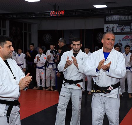 Комил Боймуродов