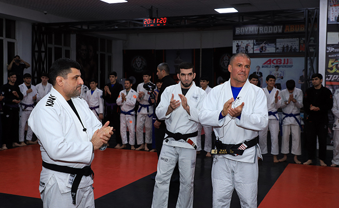 Исторический день для таджикского джиу-джитсу: легенда мирового BJJ — в Душанбе