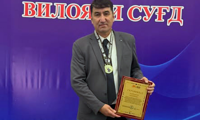 Легенда остаётся на борту: Джомихон Мухиддинов продолжит работу в «Парвозе»